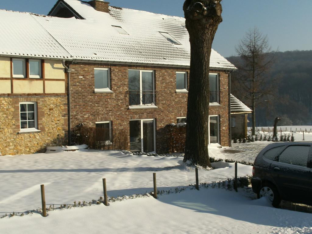 'T Gulpdal Hotel Voeren-Teuven Экстерьер фото